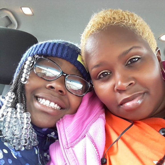 Meet your Posher, Cute - Picture 1 of 1